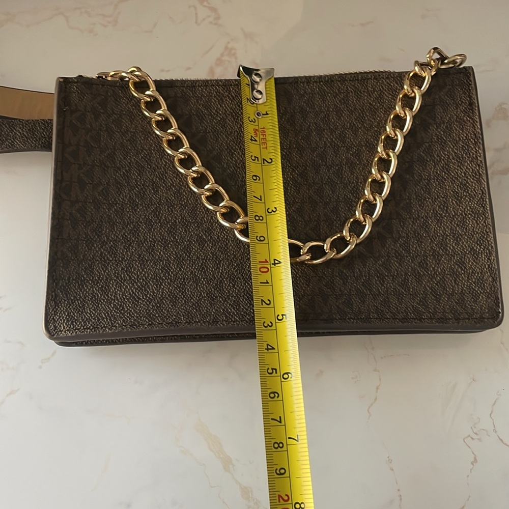 Michael Kors NWT Monogram Belt Bag Brown womans Large - Picture 5 of 7